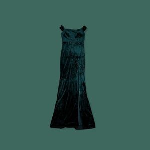 Elegant Dark Green Velvet Gown